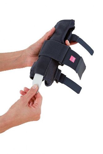 Ортез на лучезапястный сустав 879 Medi, сильная фиксация купить в OrtoMir24